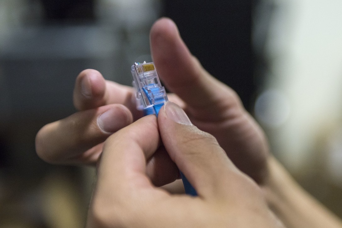 長城寬帶 堅守寬帶市場，繼續為您提供穩定互聯網接入服務